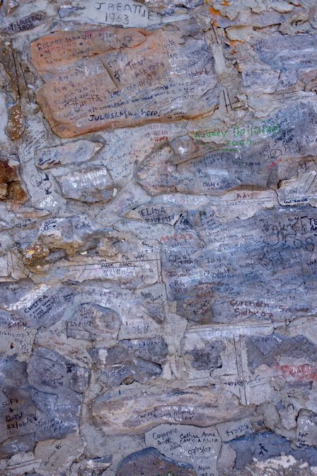 Sanson Station Graffiti, I