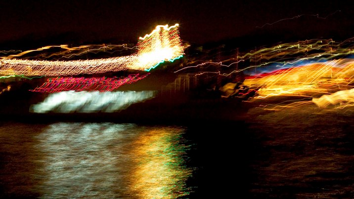Blurred Boats, V