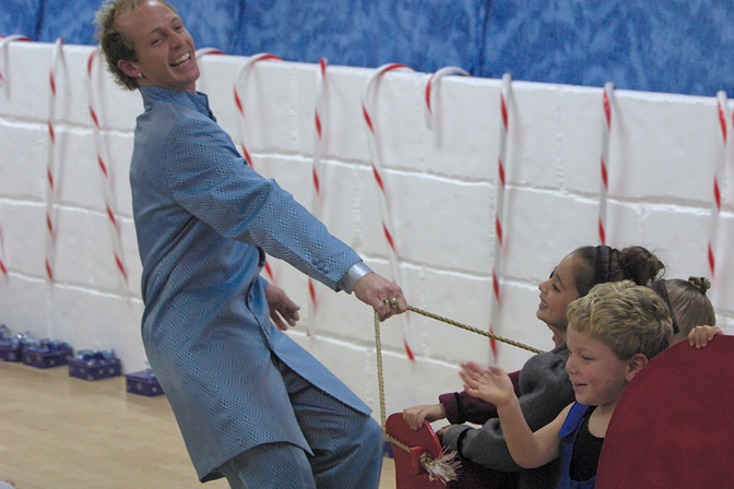 Archer pulls the sleigh