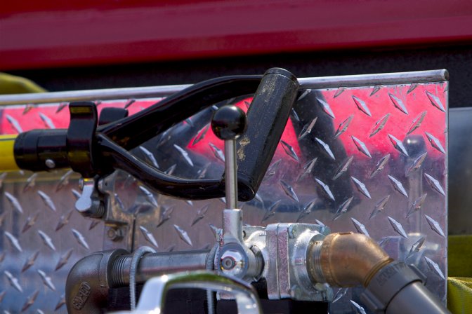 Red reflection on chrome