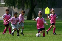 Vanessa, Natalie, Evangeline, and two Angels