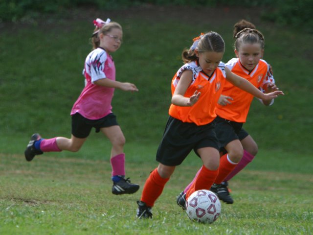 Natalie trails two Tigers