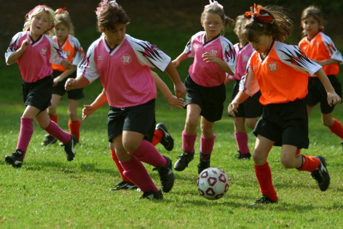 Sara, Vanessa, and Natalie vs Tiger Alexandra