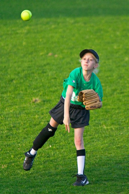 Lindsey warms up before the game