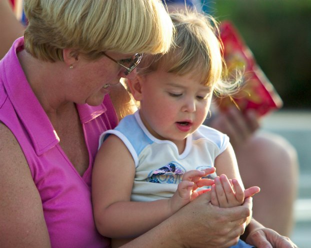 Julia commandeers another lap