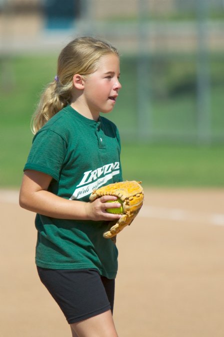 Nicole relieving her sister