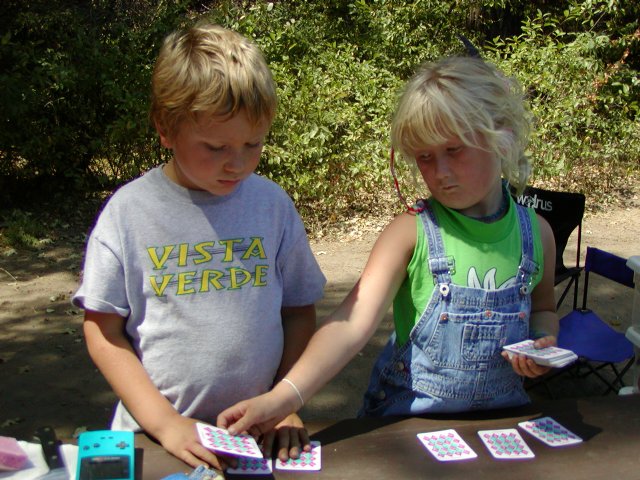 Mark and Sara play cards