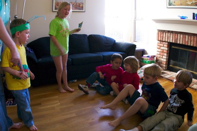 Sara tells the boys how to play bug-bug-spider