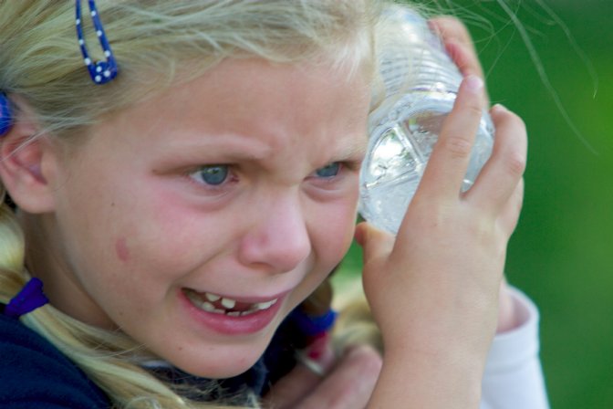 No ice packs, so Kiley uses a water bottle